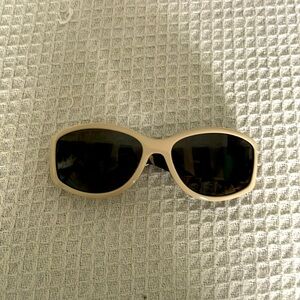 Women’s sunglasses by Arther